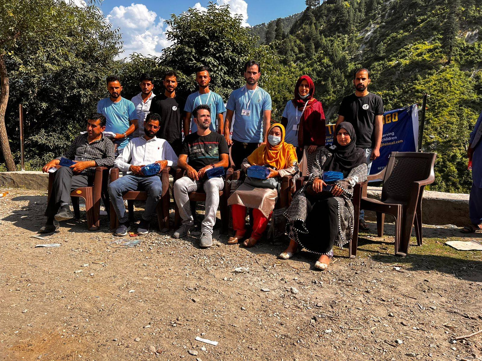 Better Hope NGO volunteer group photo 03